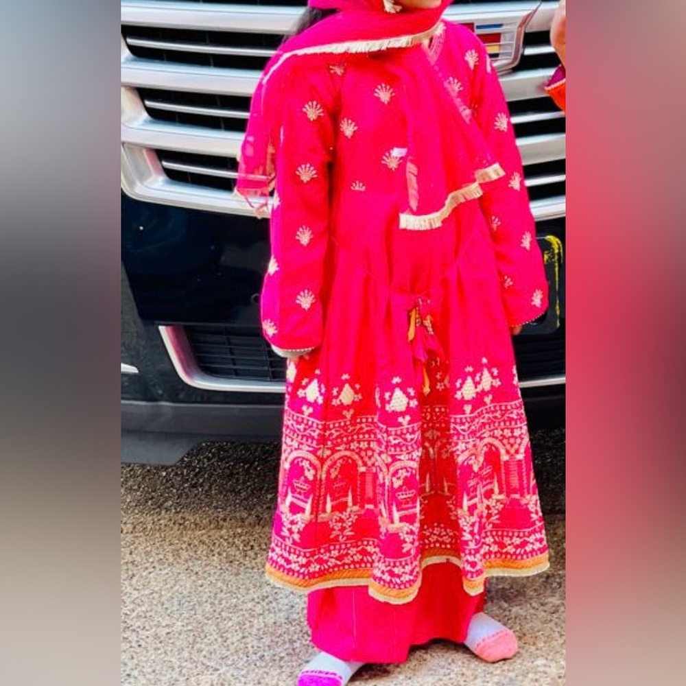 Indian/ Pakistani Pink Kids Dress with Gold Accents junaid jamshaid girla